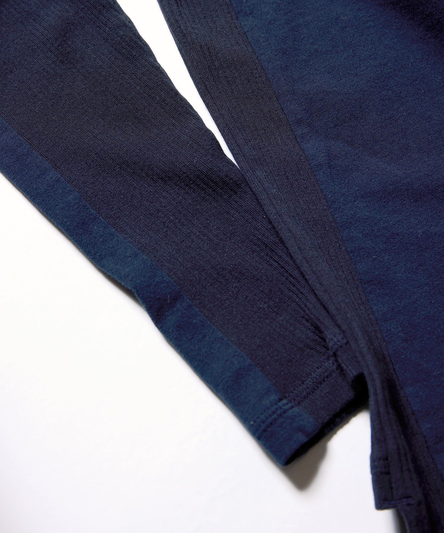 ASYMMETRICAL SLEEVE FLYCE TOP