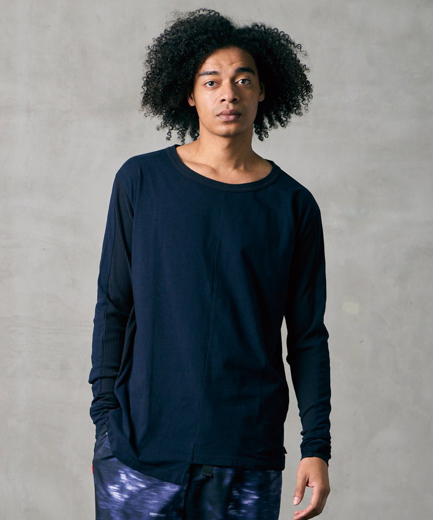 ASYMMETRICAL SLEEVE FLYCE TOP