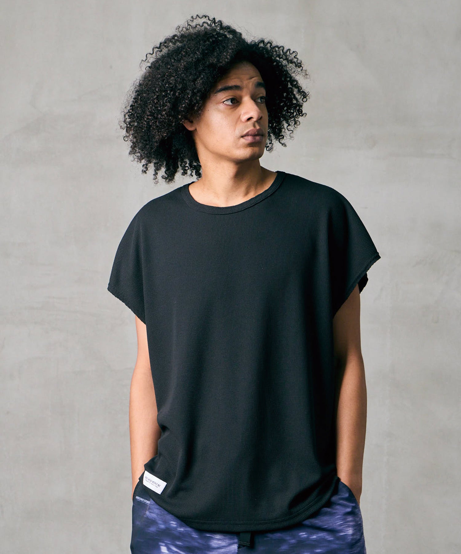 THERMAL SLEEVELESS MOTION TOP