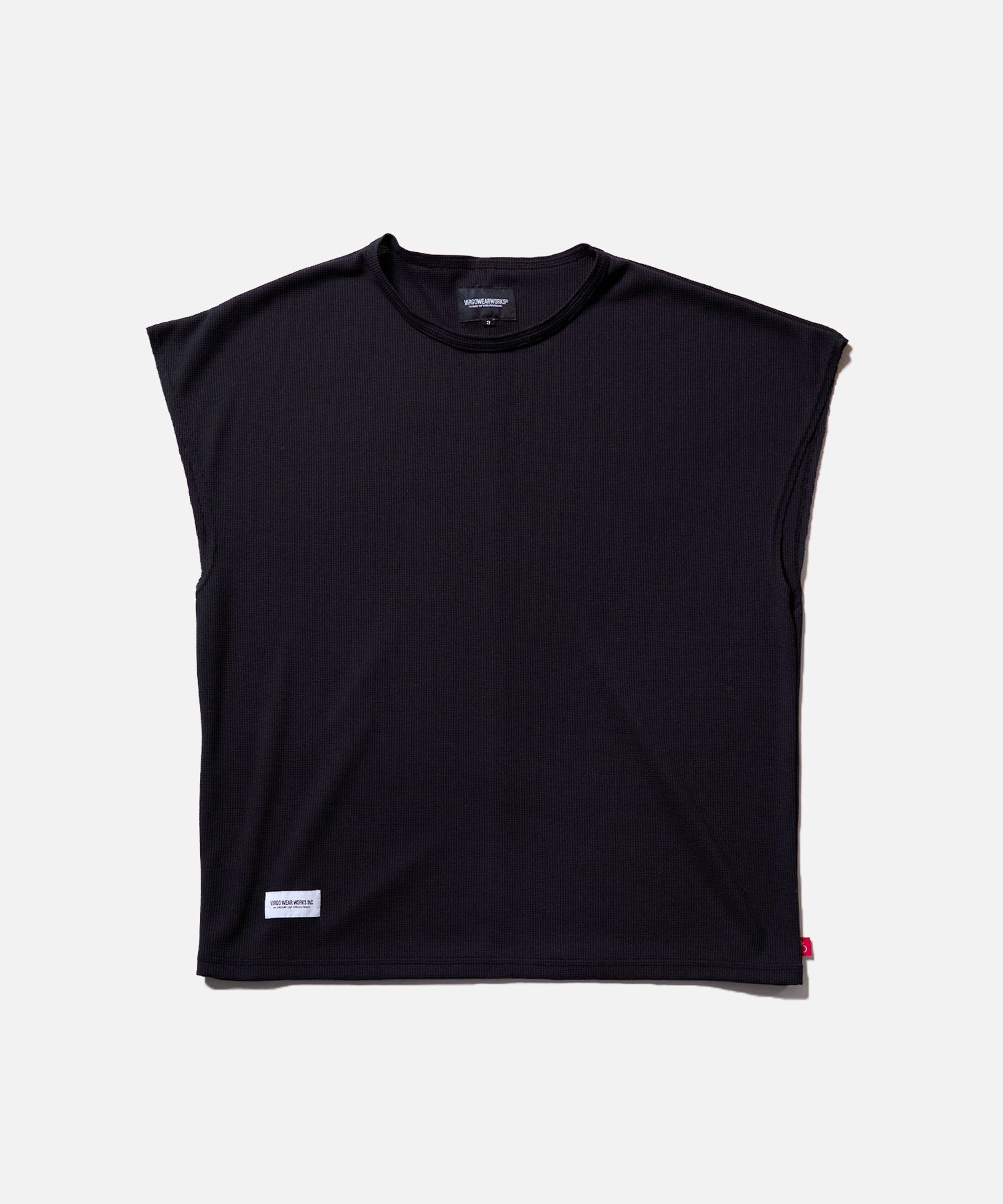 THERMAL SLEEVELESS MOTION TOP