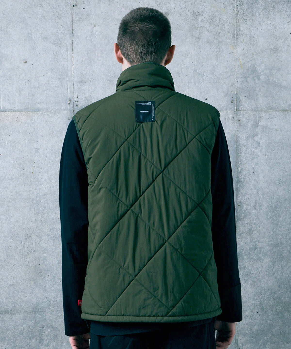 MILVERSE VEST