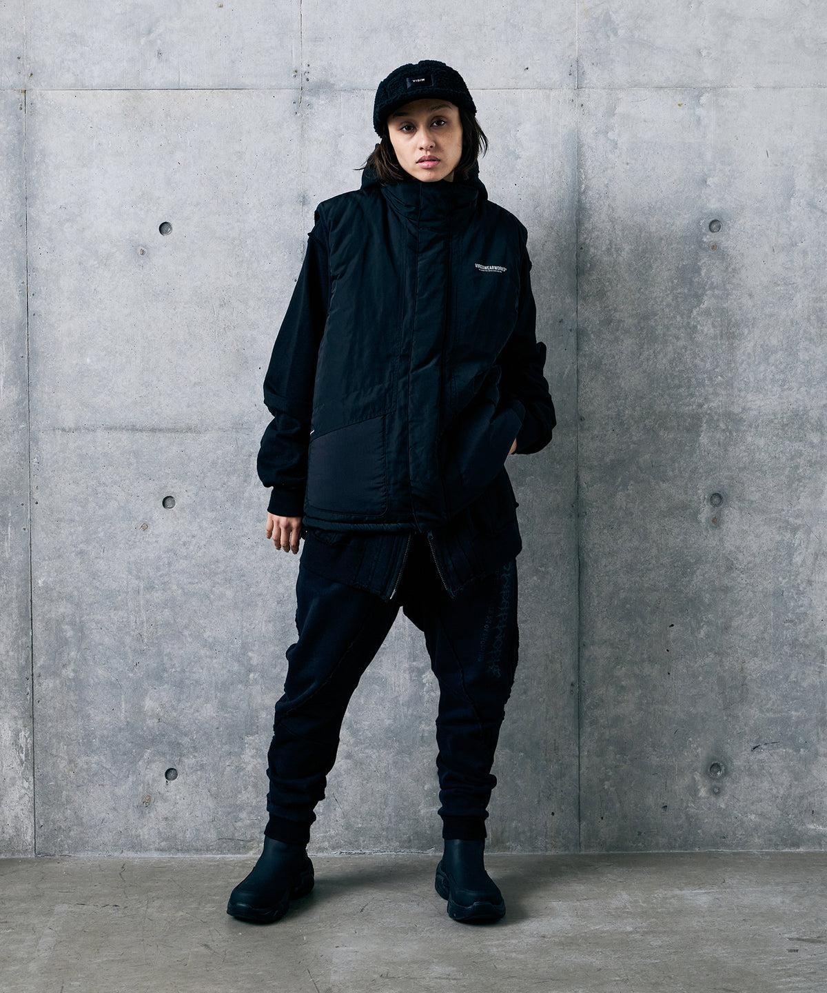 MILVERSE VEST