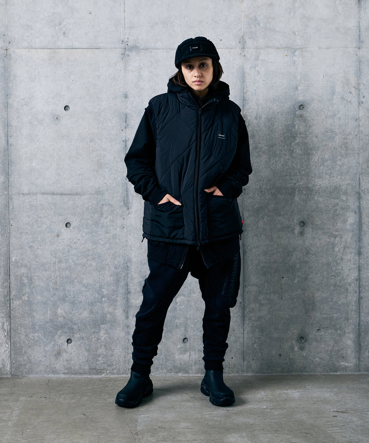 MILVERSE VEST