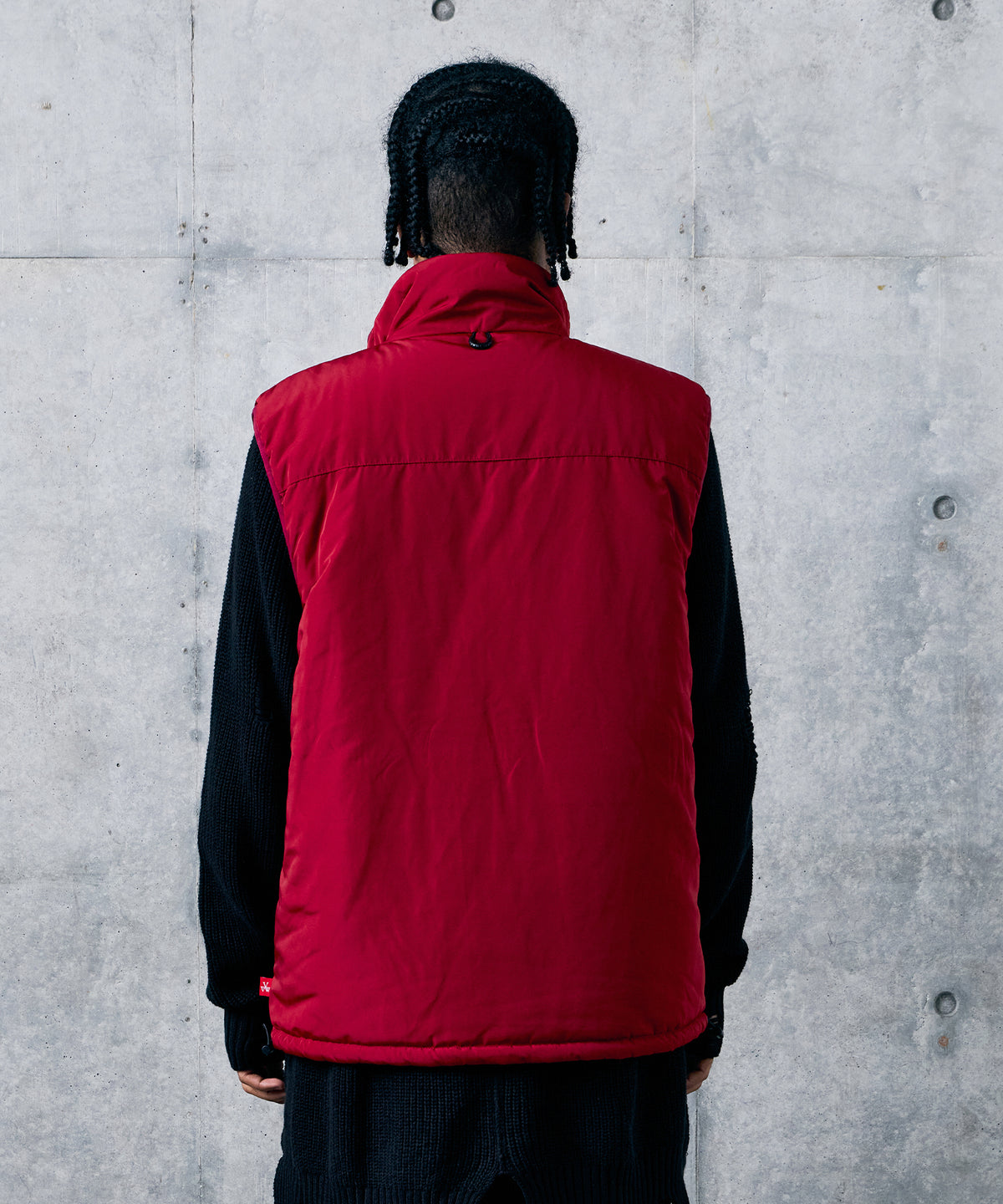 MILVERSE VEST