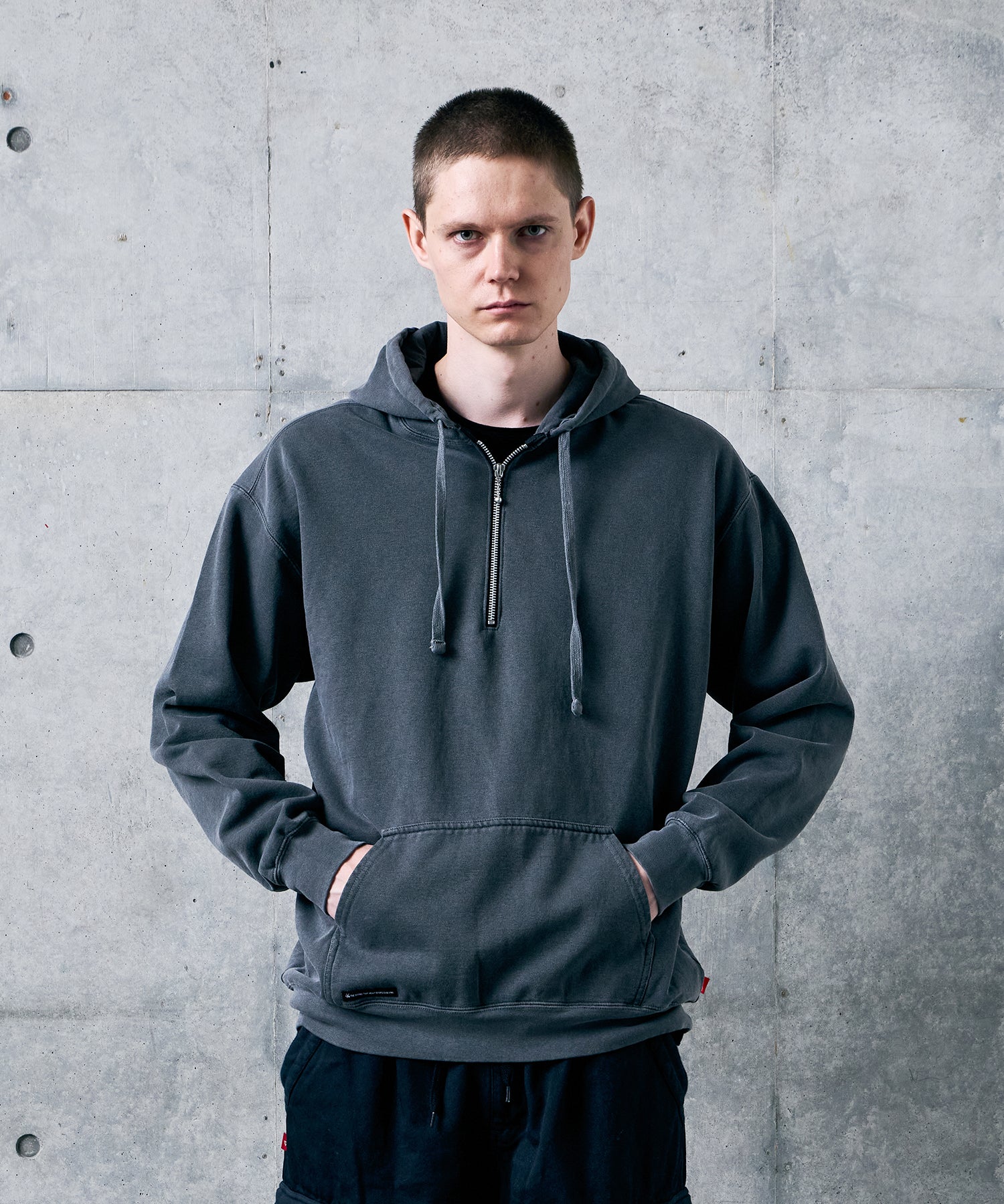 AFTERFADE HALF ZIP HOODIE