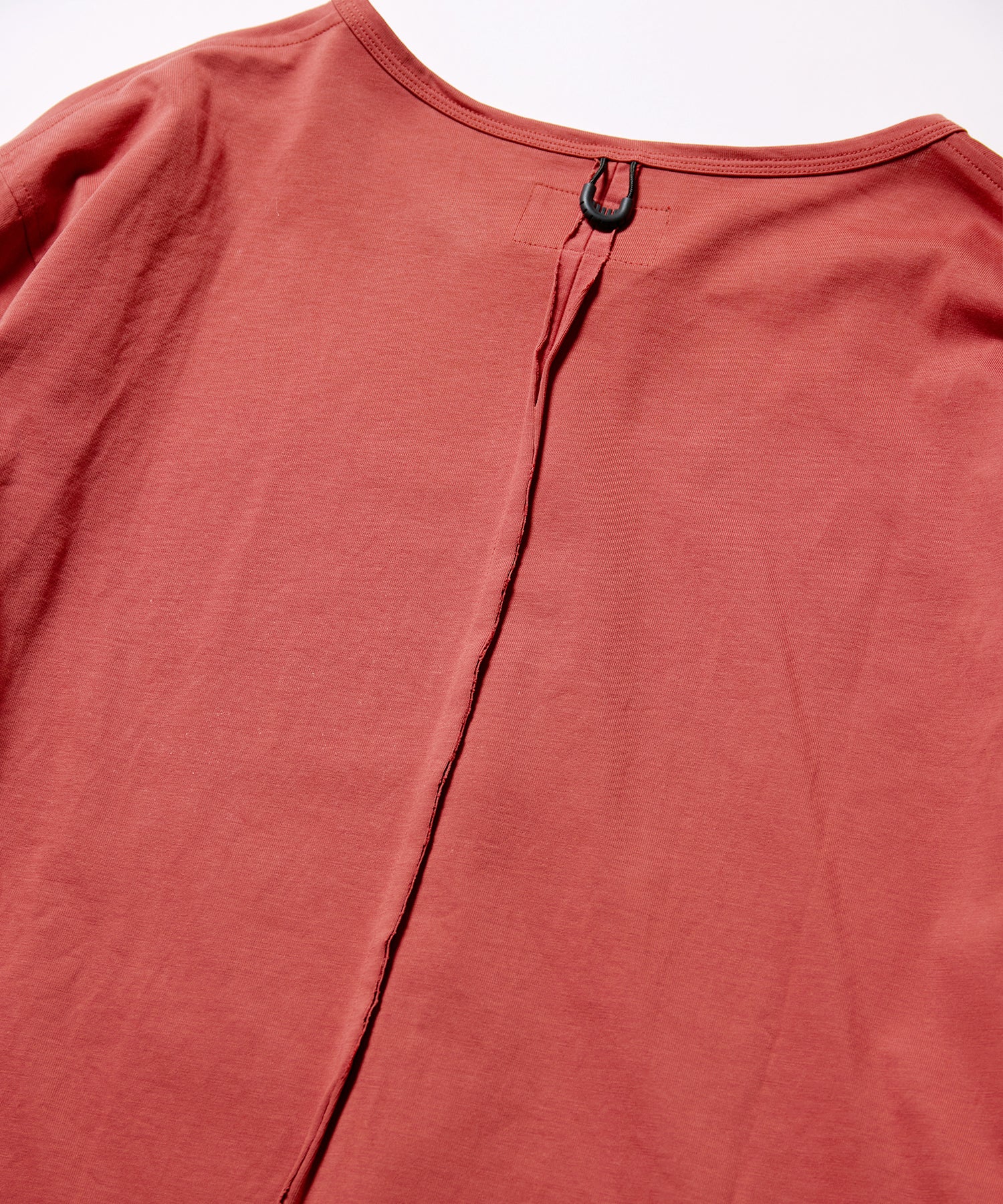 ESSENCE ZIP SHIRT