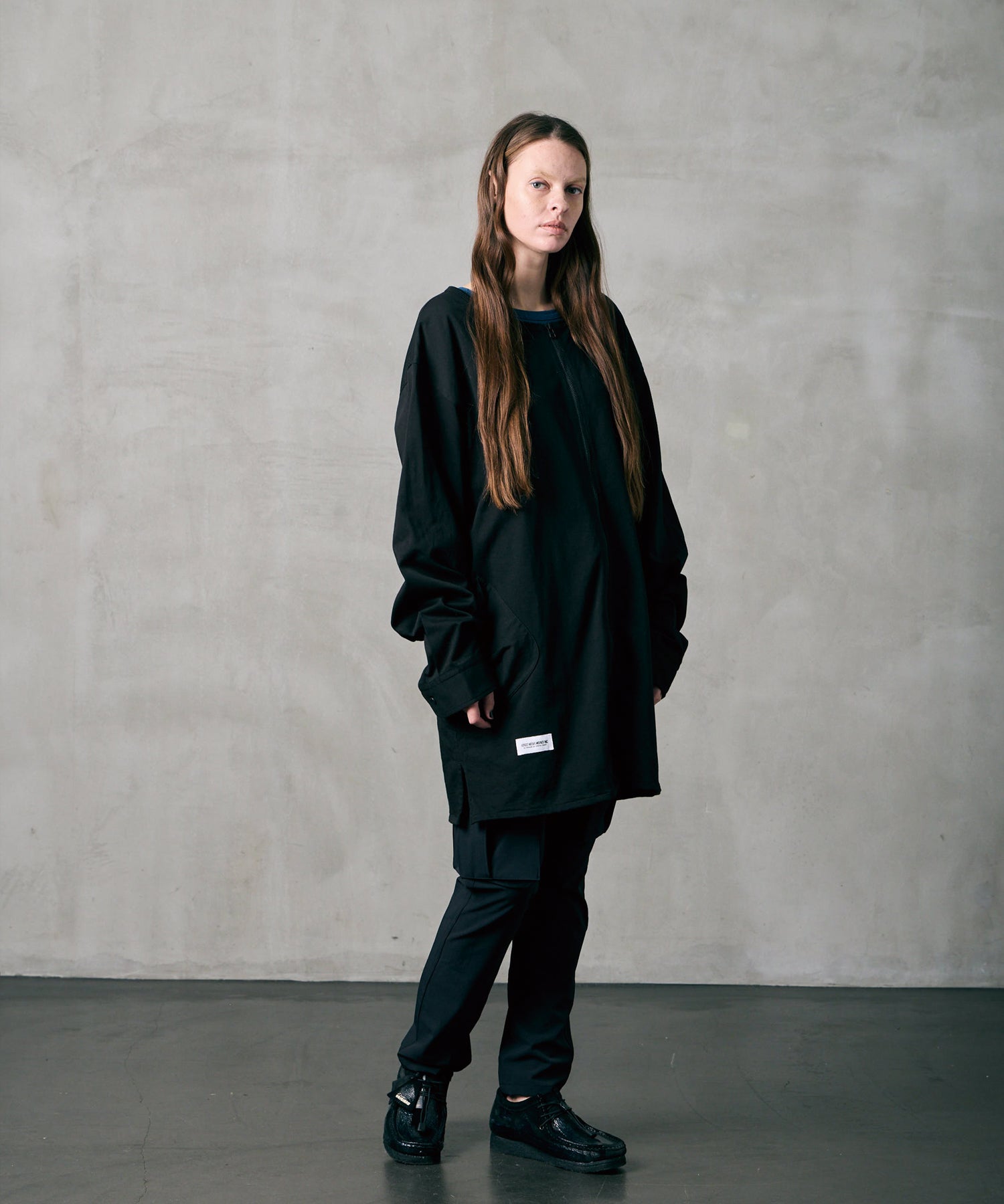 ESSENCE ZIP SHIRT