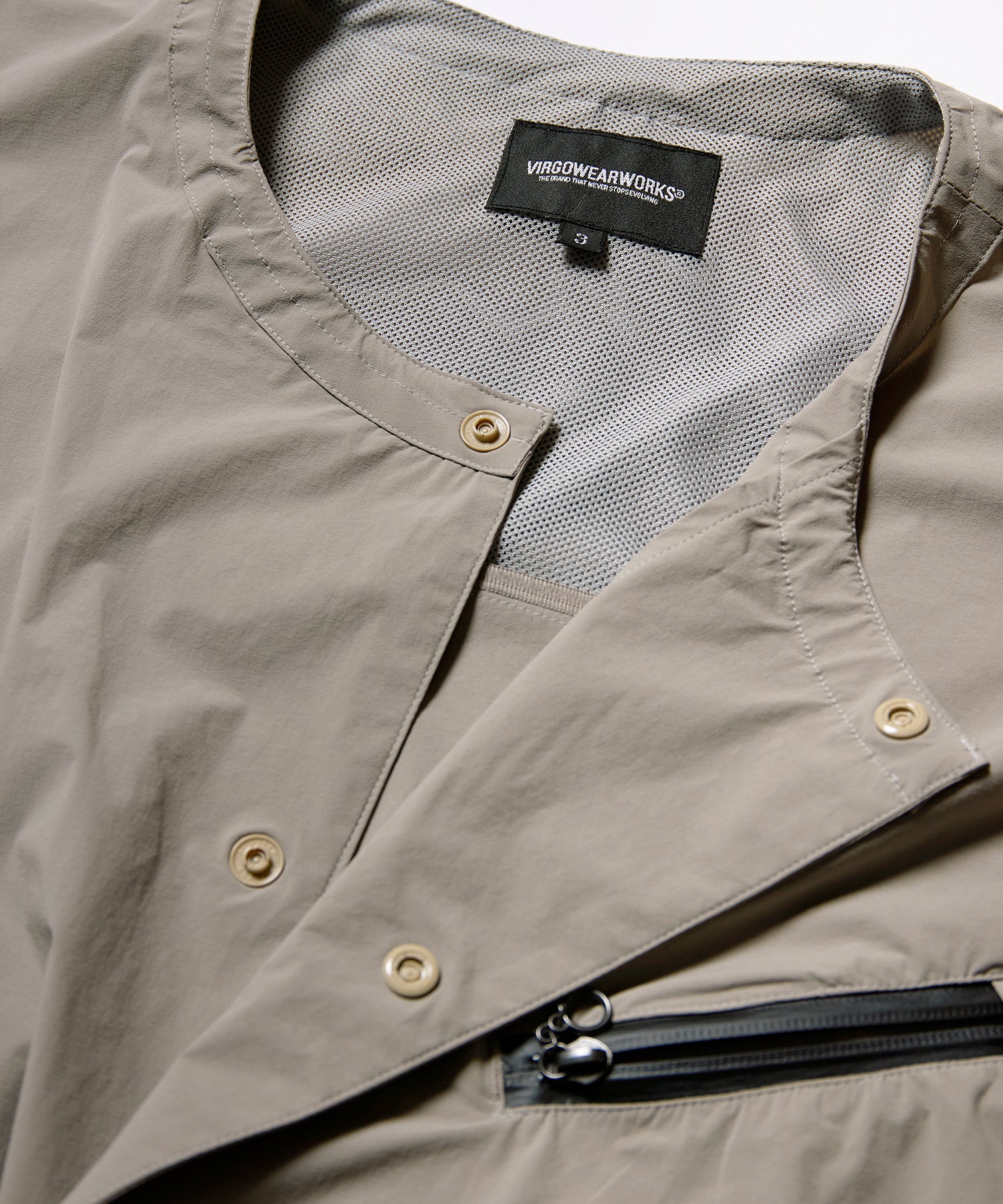 DYNAMIC DOLMAN SNAP SHIRT