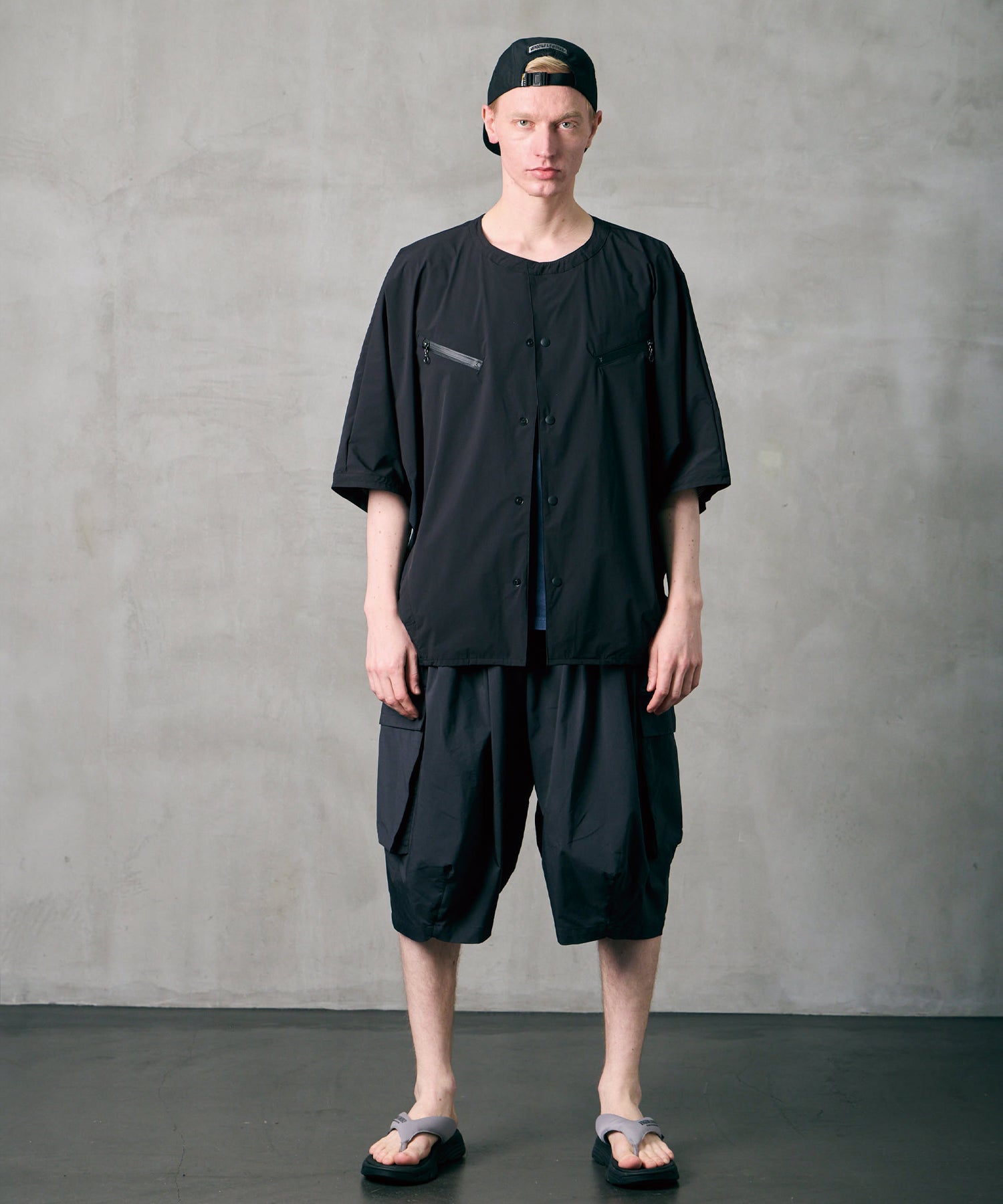 DYNAMIC DOLMAN SNAP SHIRT