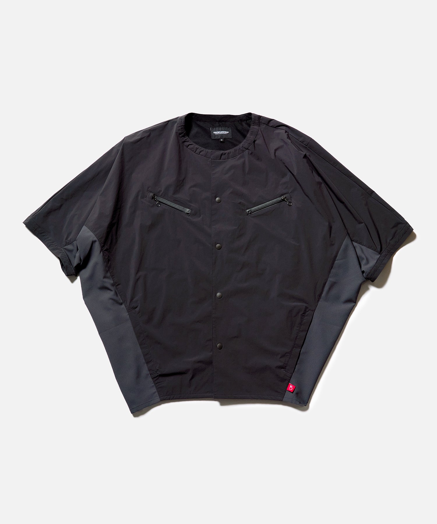 DYNAMIC DOLMAN SNAP SHIRT