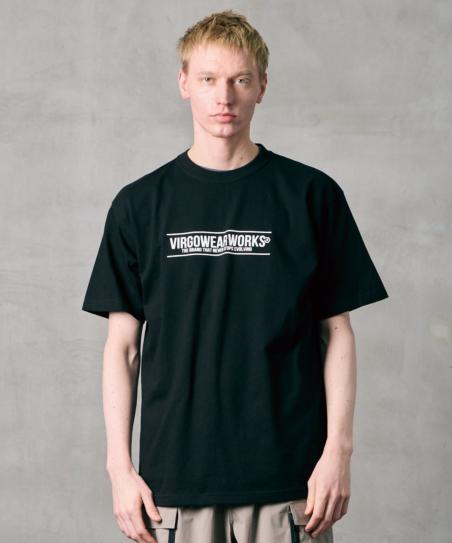 VIRGO EMBOSS LOGO TEE