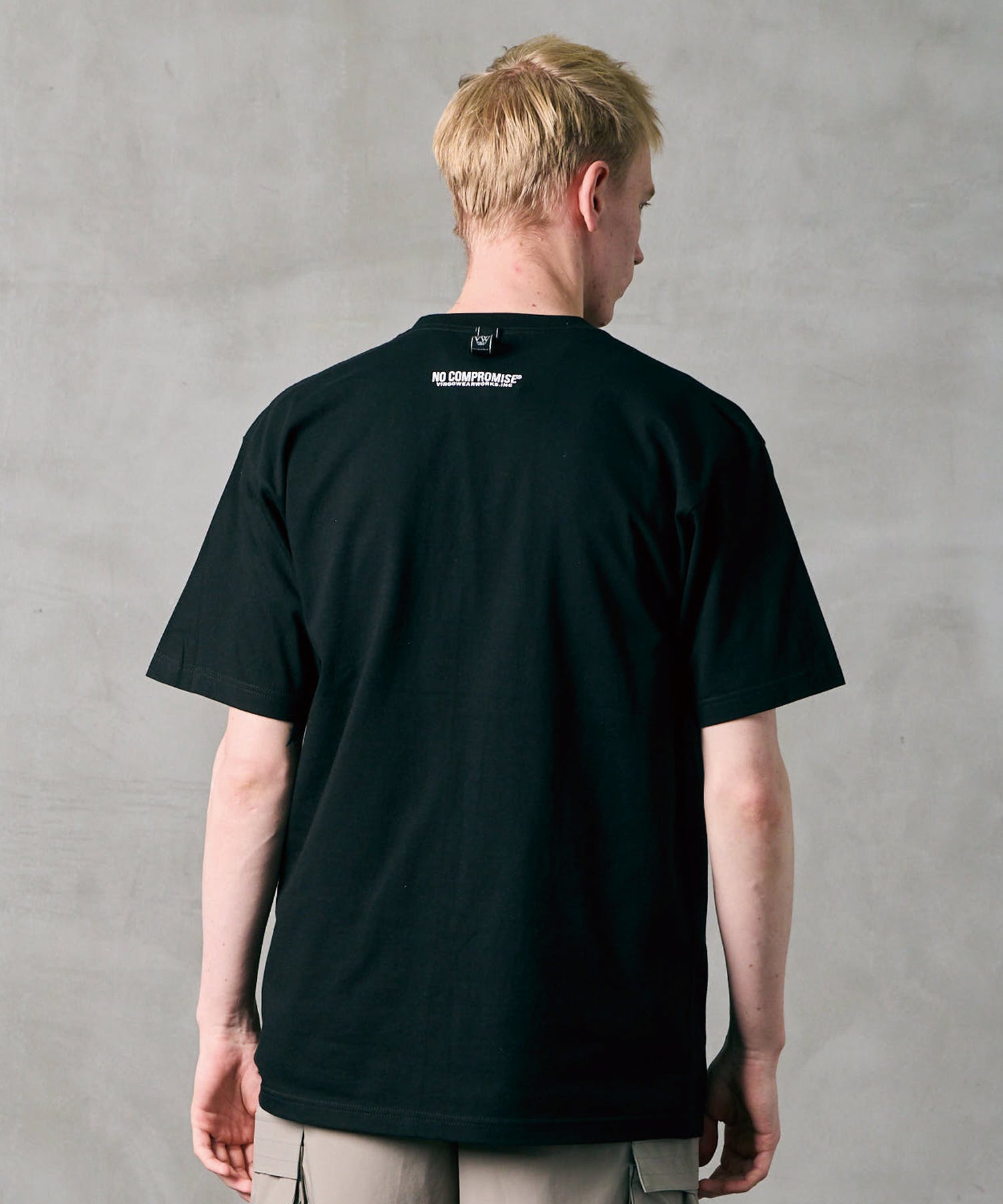 VIRGO EMBOSS LOGO TEE