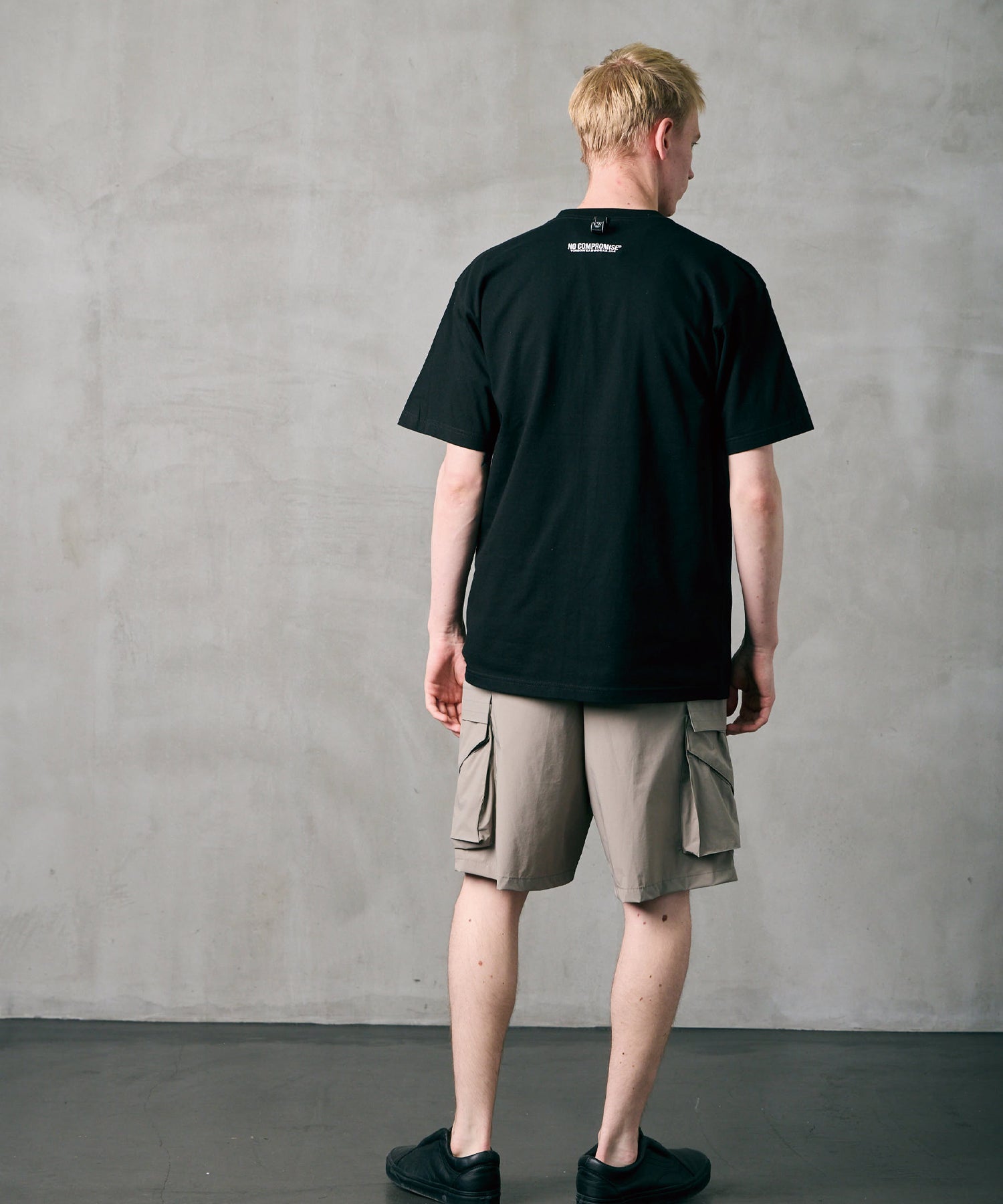 VIRGO EMBOSS LOGO TEE