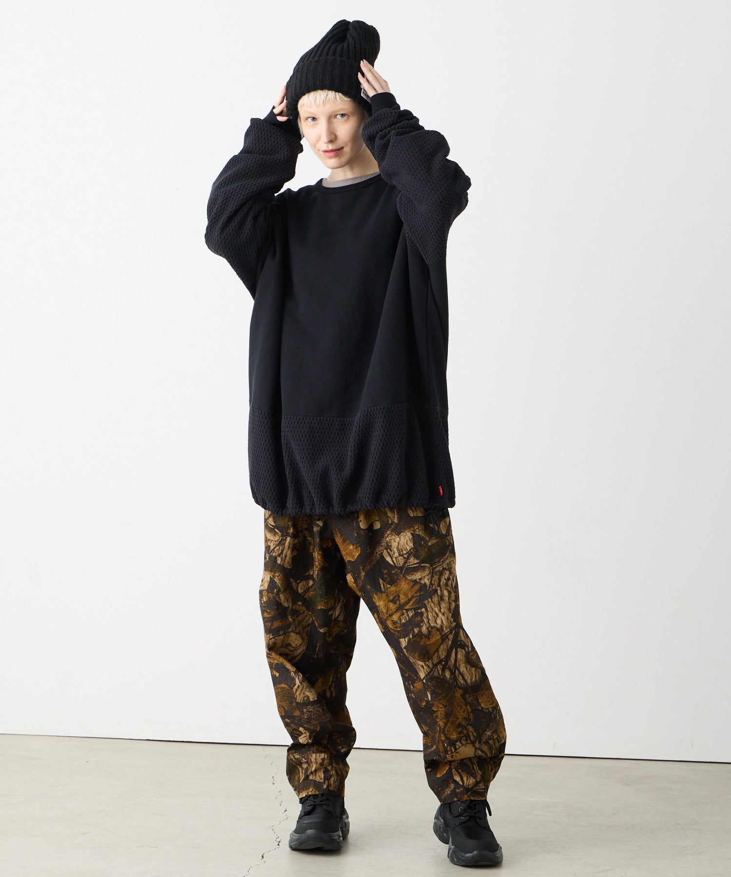 NEBULA HYBRID CREW SWT