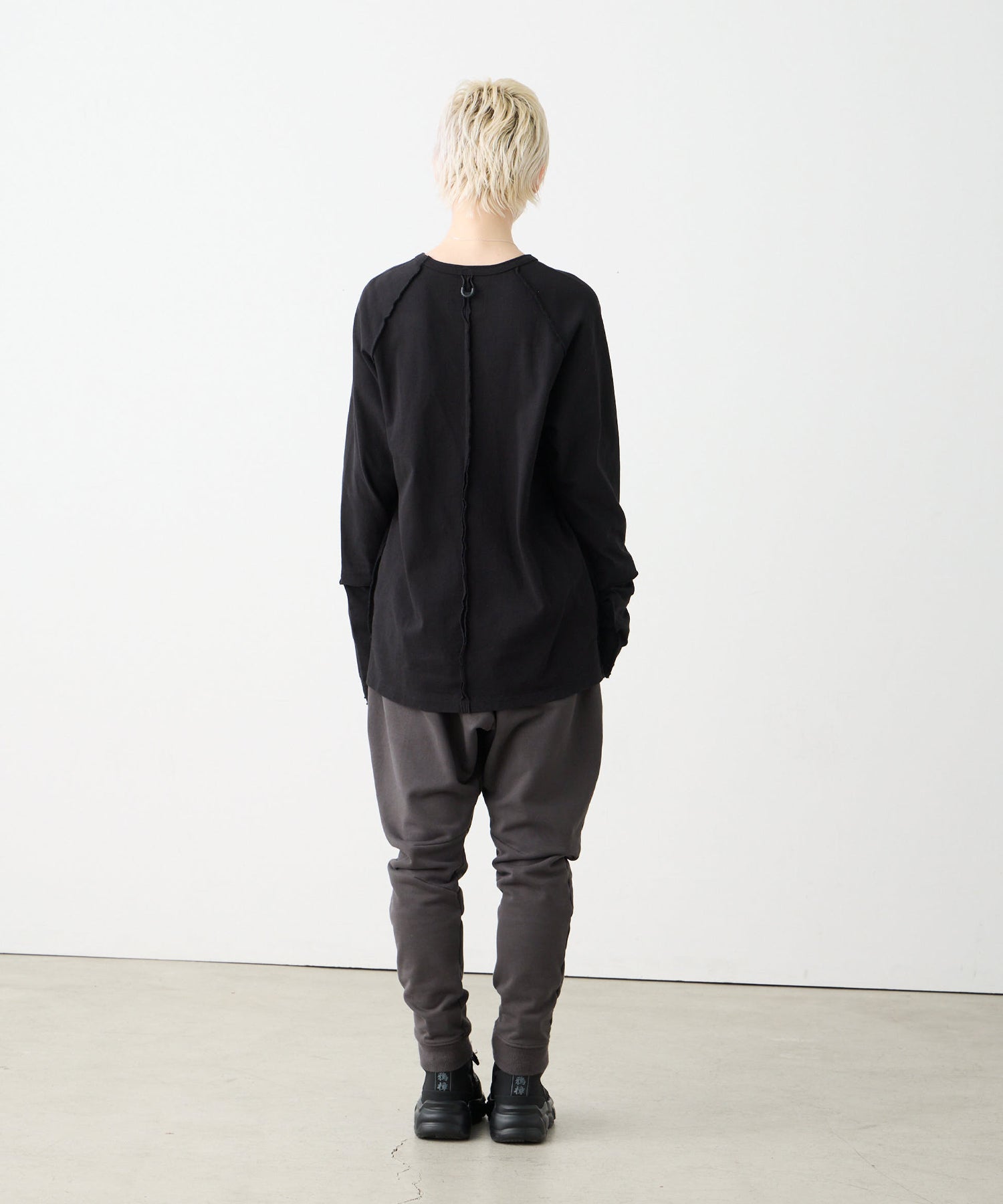 Reverse Blade Long Sleeve
