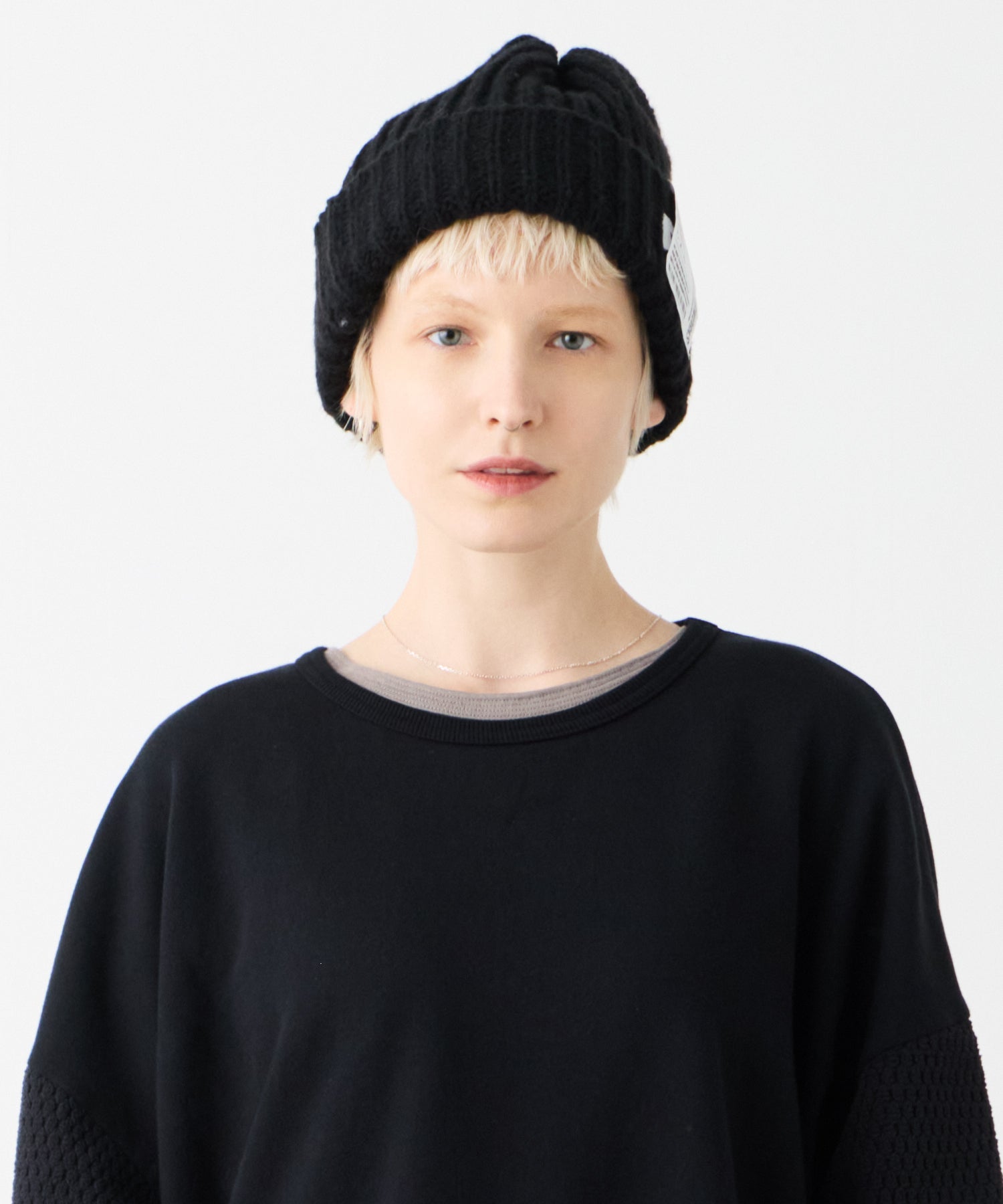 MASSIVE WAVE BEANIE