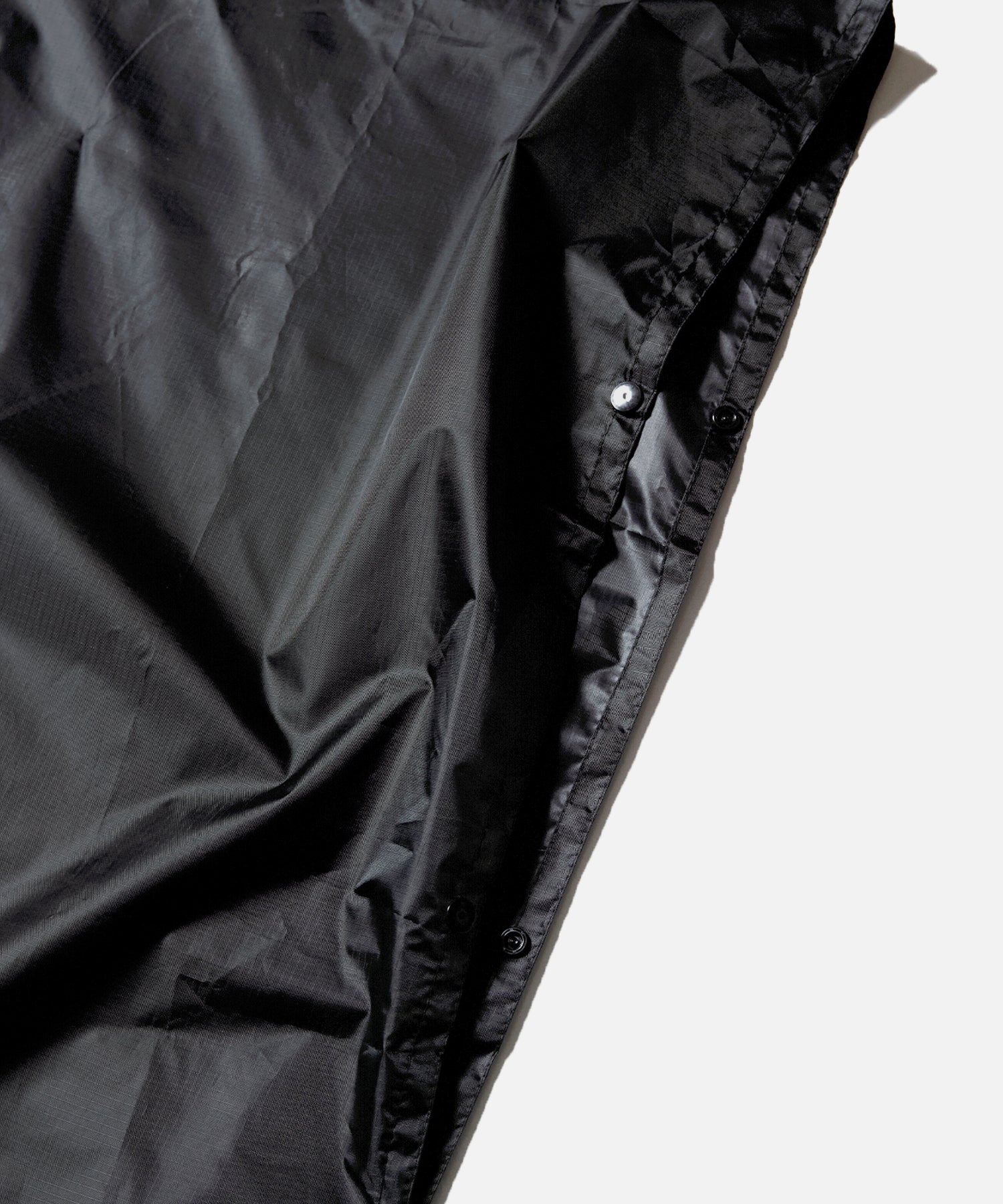 STORM SHELTER PONCHO
