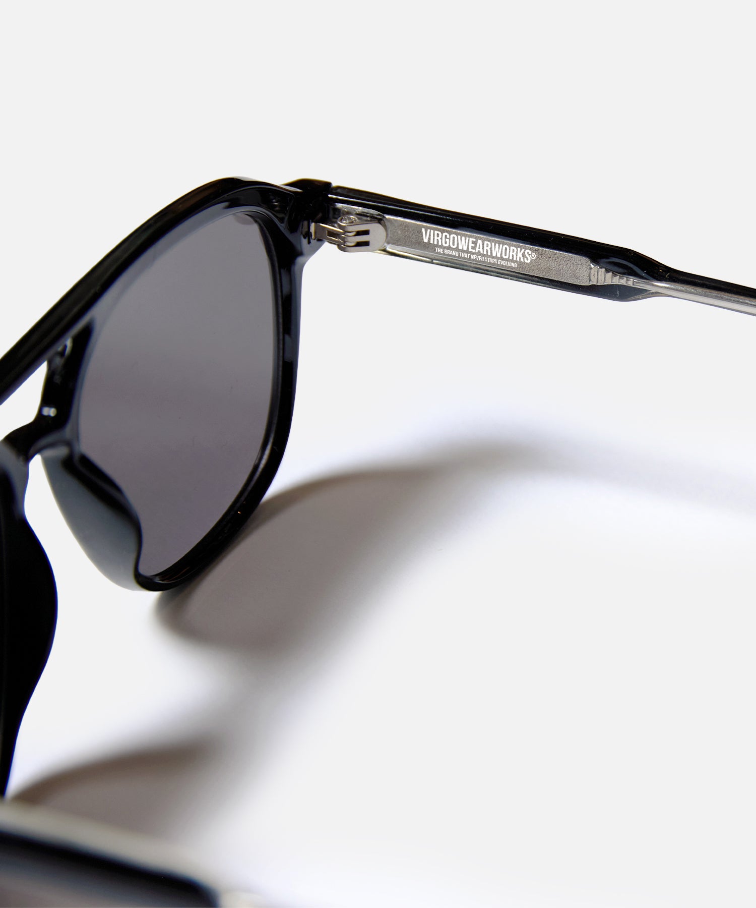 RETRO VISION SHADES