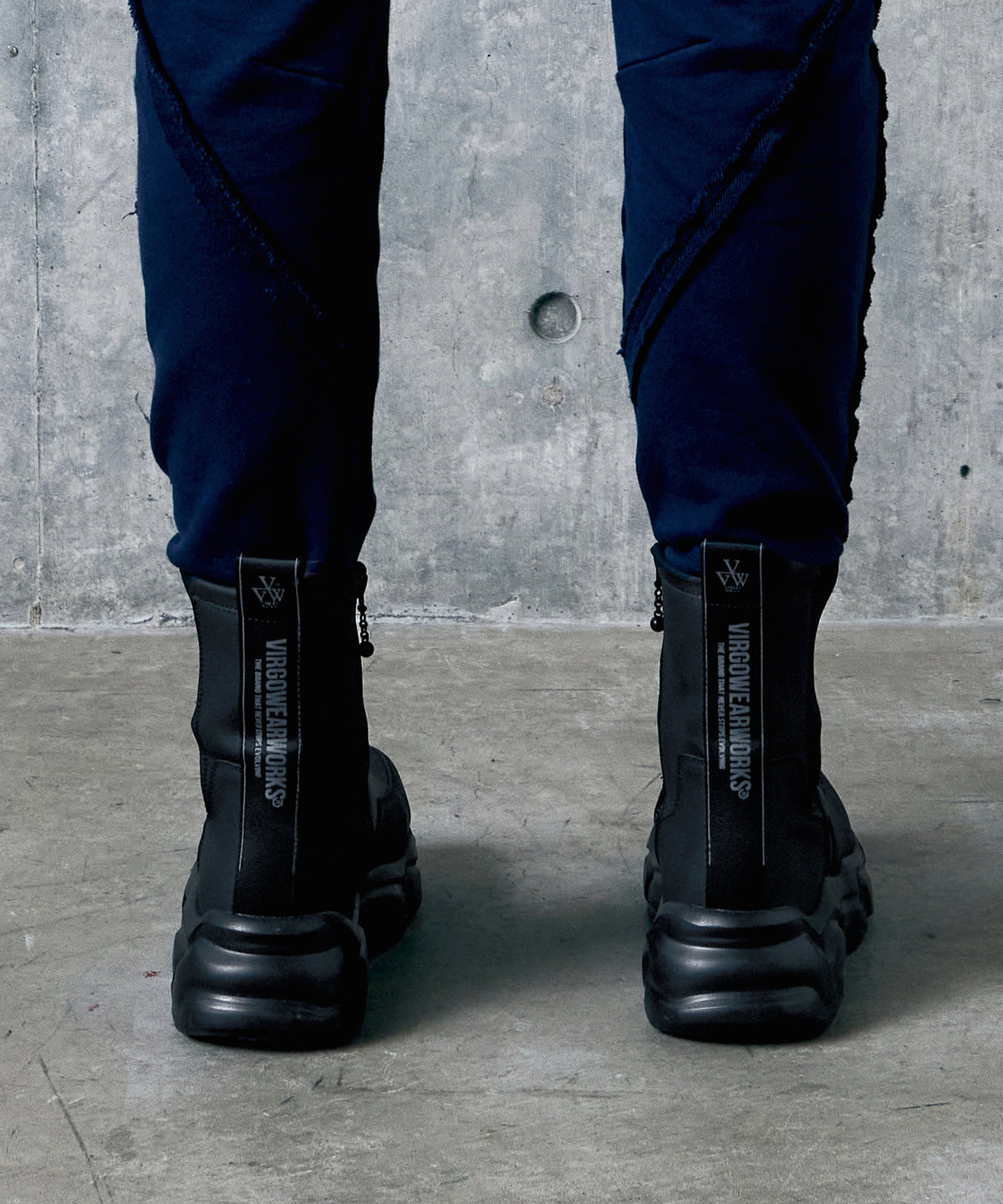 SIDE GORE BLADE BOOTS