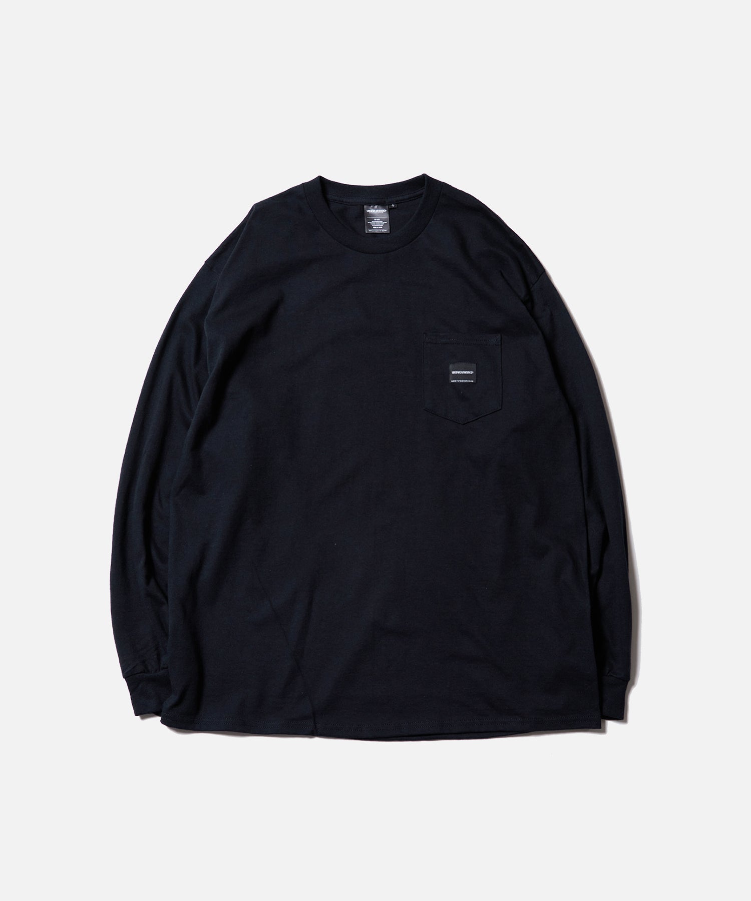 ESSENTIAL PKT LST