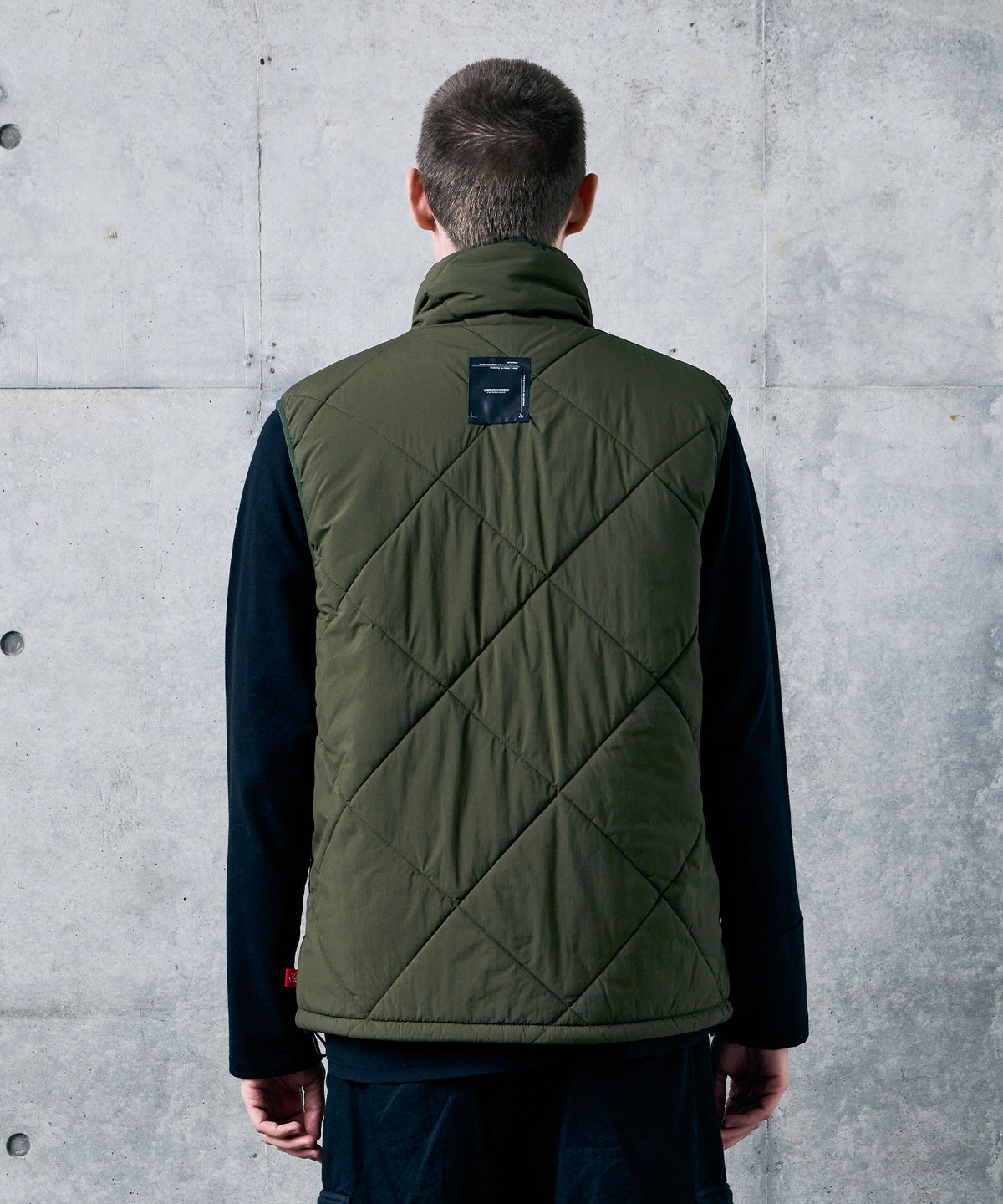 MILVERSE VEST