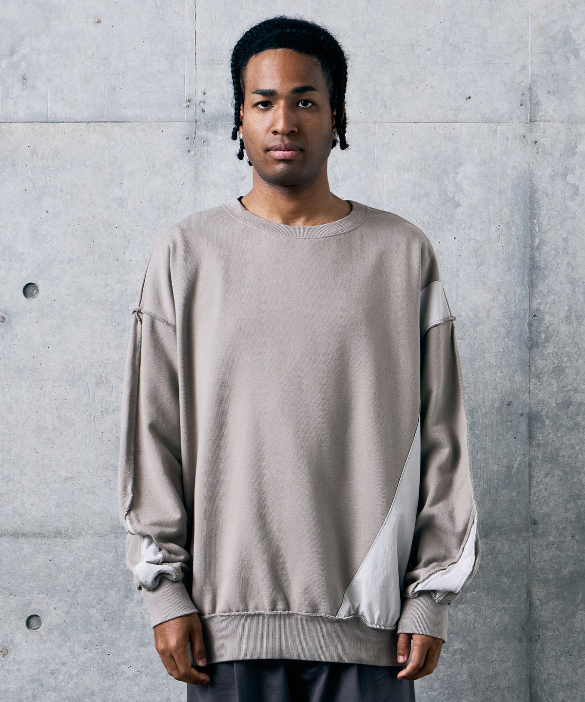 CURVEFORM SWEAT