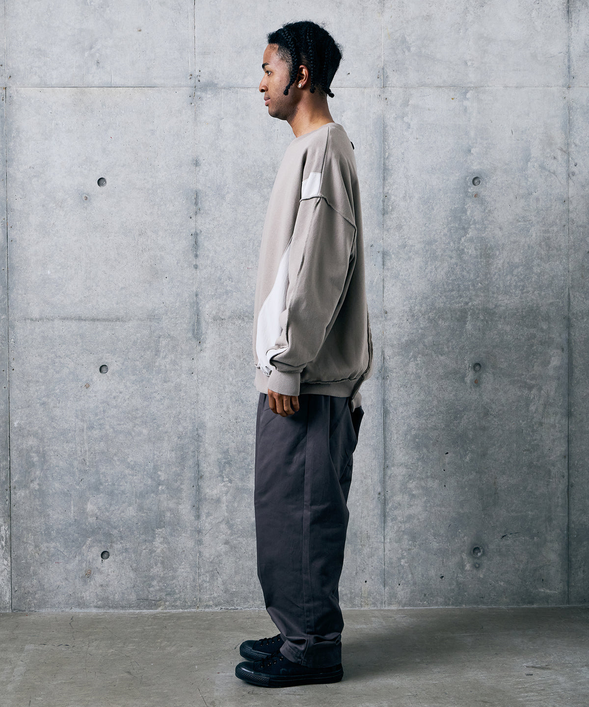 CURVEFORM SWEAT