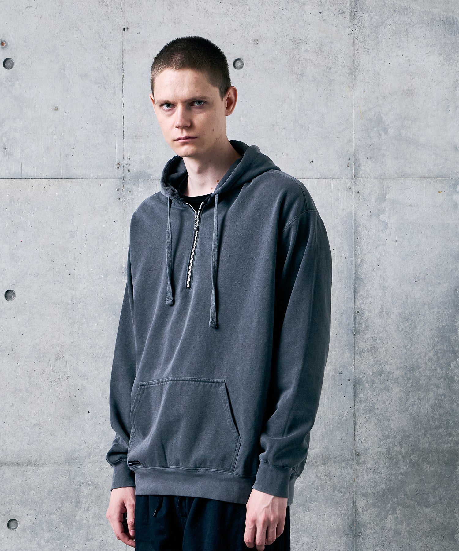 AFTERFADE HALF ZIP HOODIE