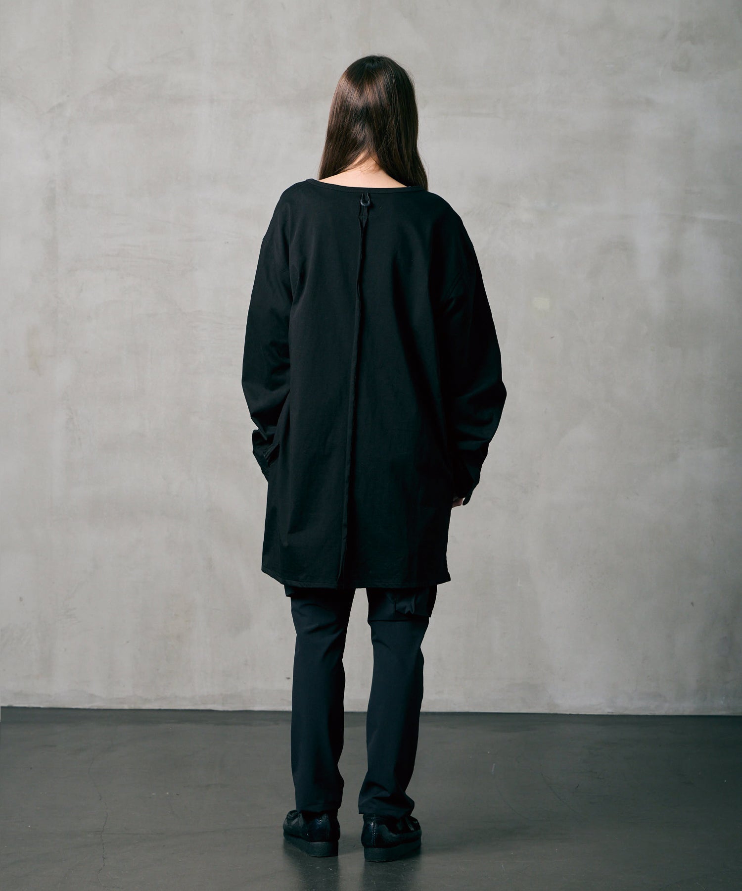 ESSENCE ZIP SHIRT
