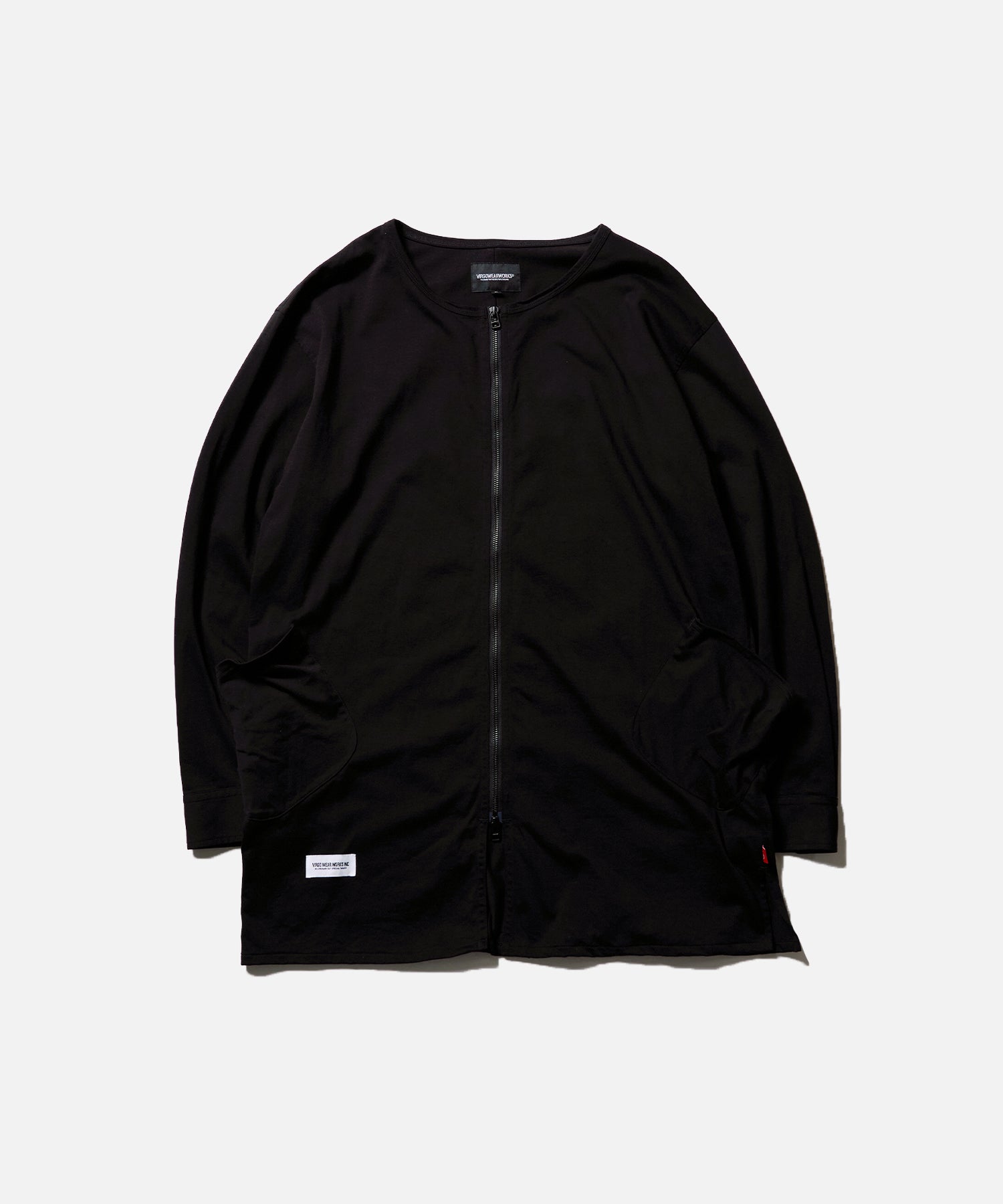 ESSENCE ZIP SHIRT