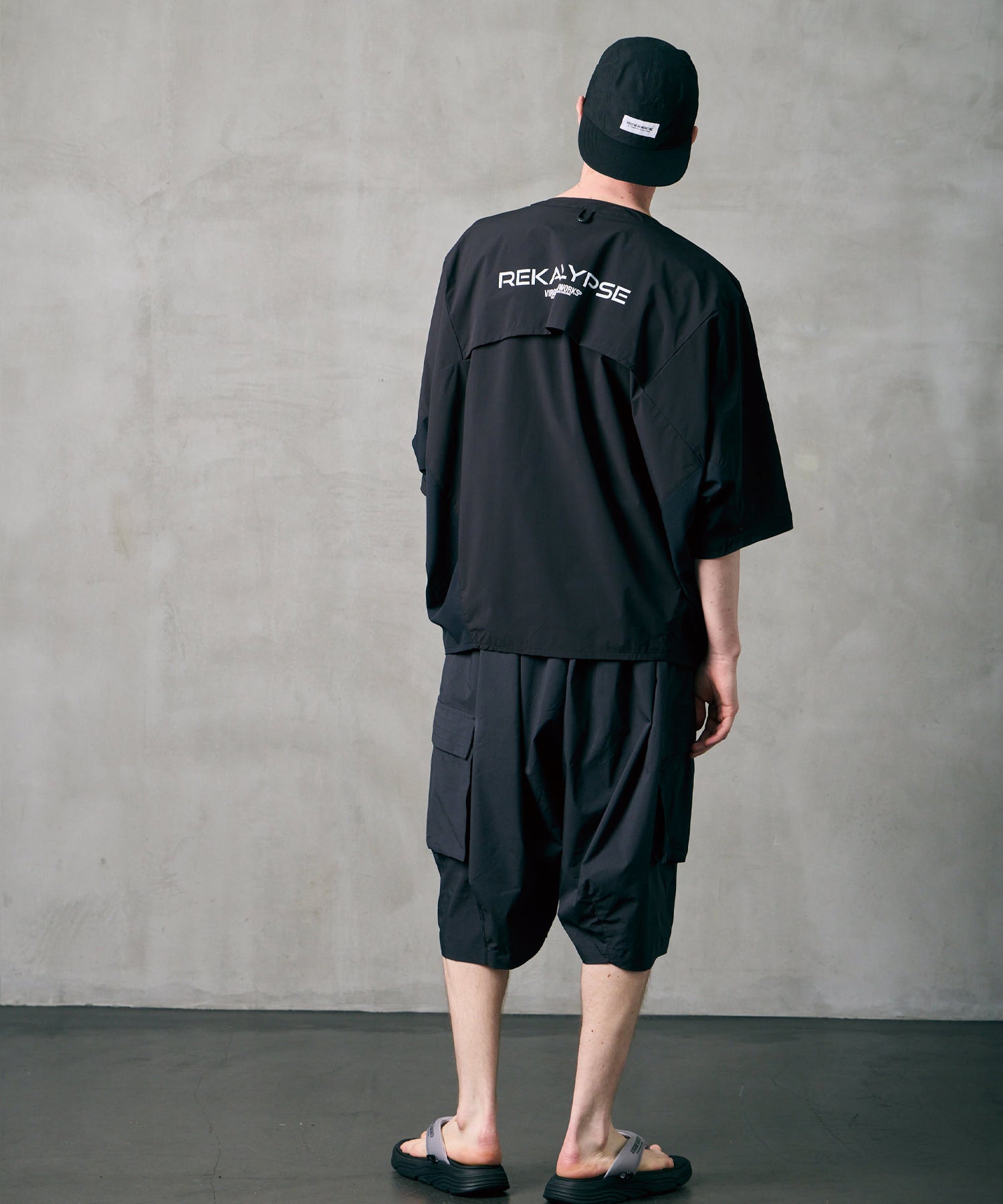 DYNAMIC DOLMAN SNAP SHIRT