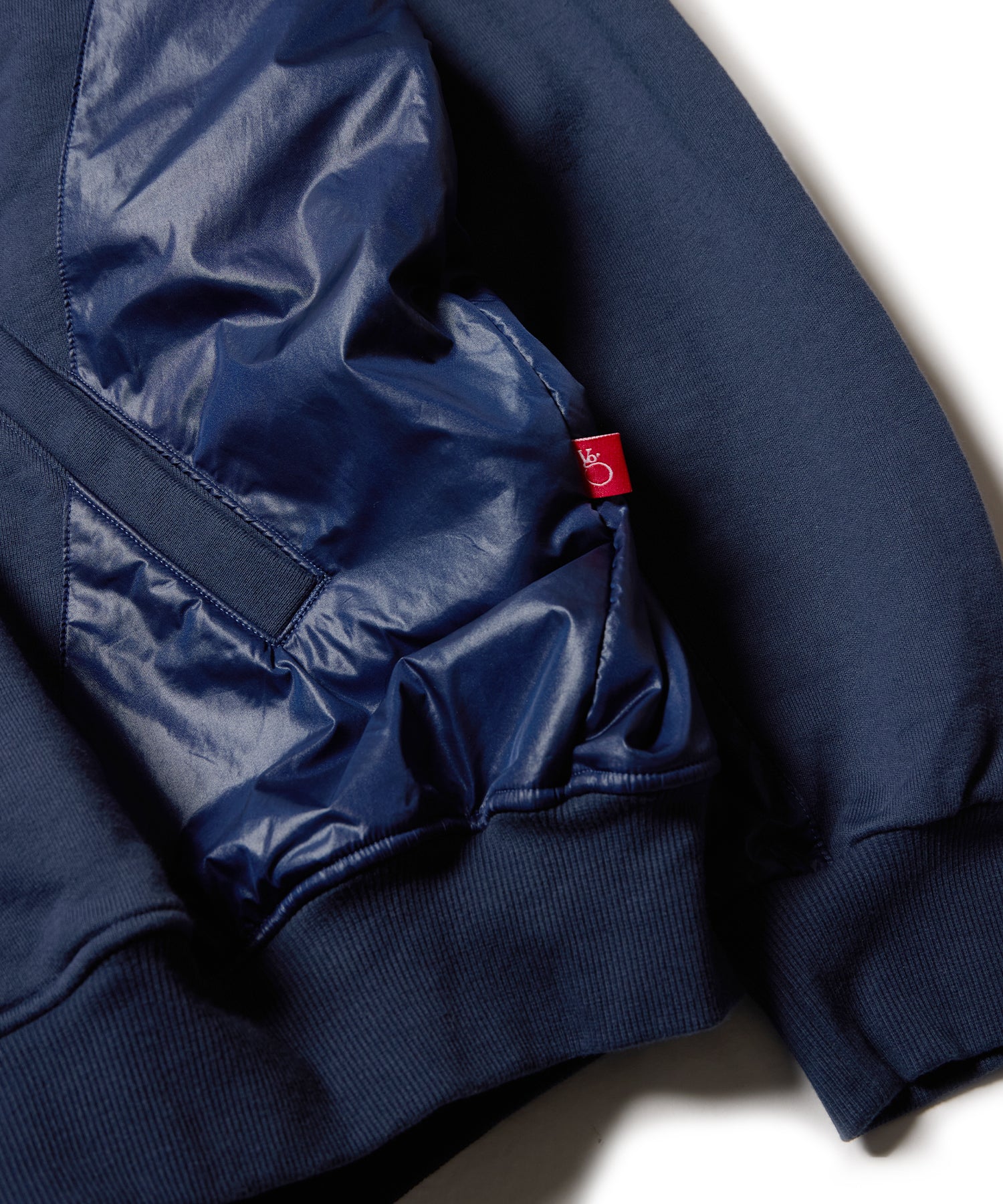 GHOST STRIKE SNAP SWT