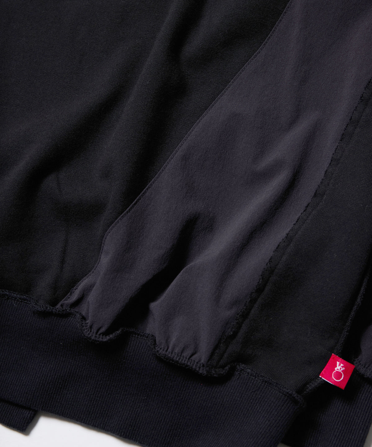 CURVEFORM SWEAT