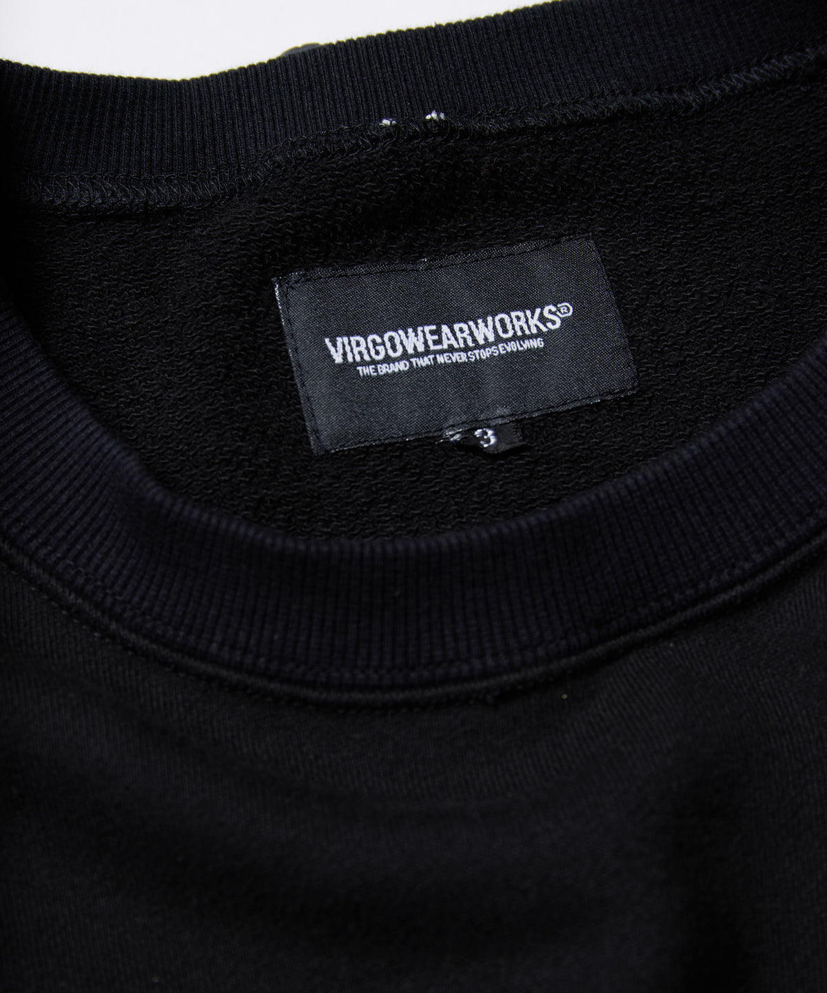 CURVEFORM SWEAT