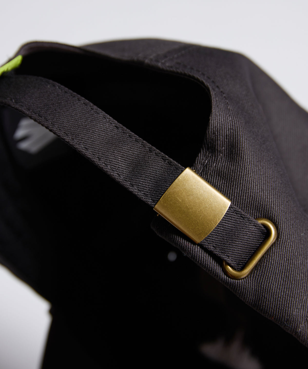 NOISE CAP